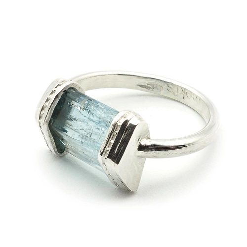 Aquamarine and 925 Silver Ring